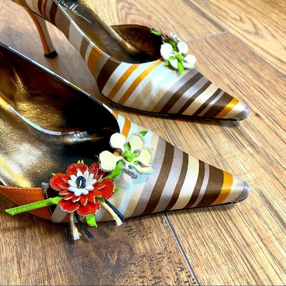 Nicole Miller Pointed  Toe Pump with Floral Detail D’orsay Size 6.5 - Picture 6 of 8